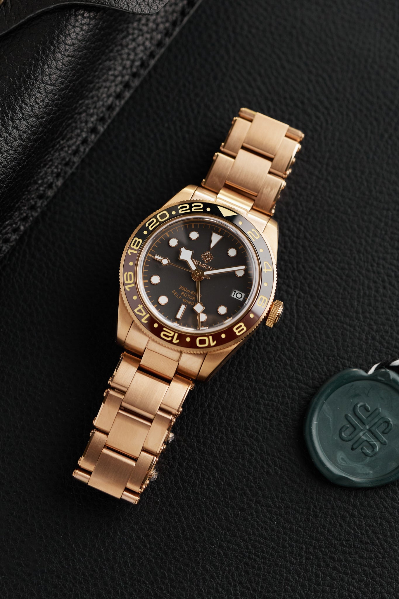 Ceasul „Bay Born” – Elegant Shadows GMT